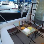 Båthotell Boat Experience Corralejo