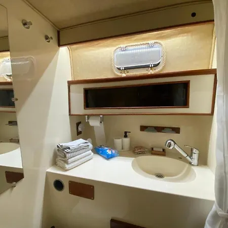 Boat Experience 船屋